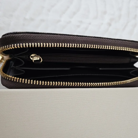 Michael Kors Jet Set Brown Wristlet Zipped Wallet - Picture 3 of 11